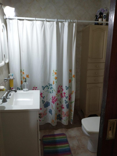 Imagen 11 de 16 de Casa En Excelente Ubicacion En Burzaco!!!!!