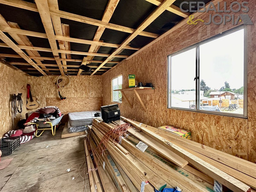 Casa En Venta De 2 Dorm. En Quilpué