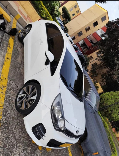 Kia Rio Spice 1.4 Automatico