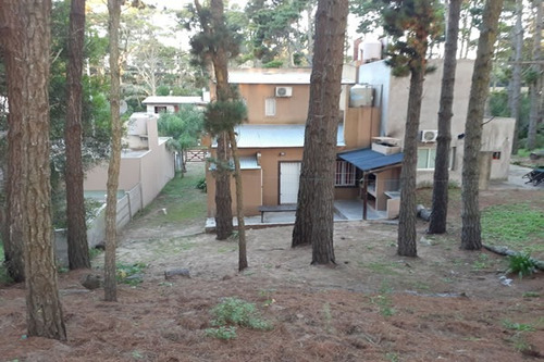 Imagen 20 de 21 de Casa En Las Gaviotas Lote De 350m2 2 Plantas 2 Ambientes Y Medios Lote Perimetrado Alarma