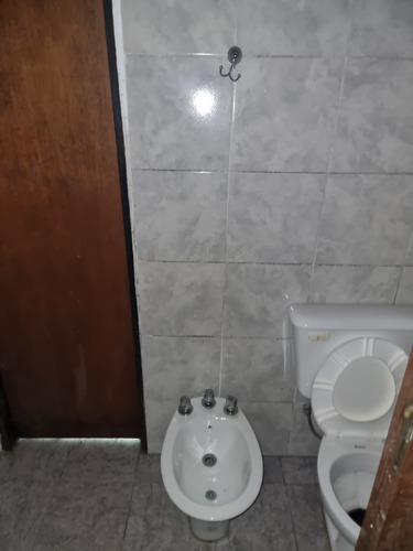 Dueño Vende Ph 2ambientes Con Cochera. Acepto Autos.