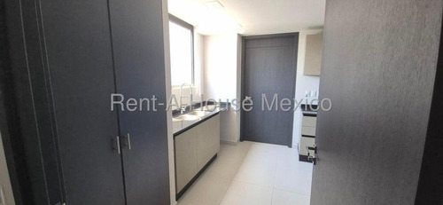 Departamento En Renta En Huixquilucan, Bosque Real Am. 25-3624