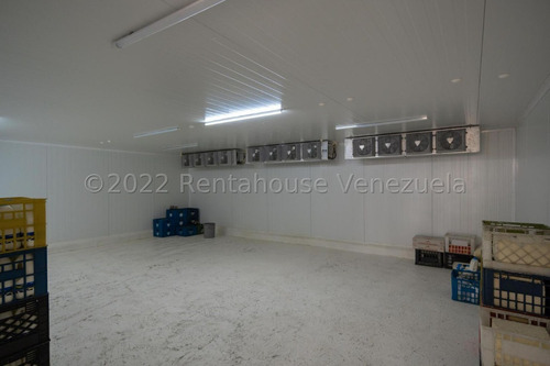 Imagen 7 de 19 de Claudia Lopez Vende Edificio En Chacao Mls #22-19103
