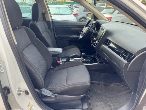 Mitsubishi Outlander 2.4 Es Cvt