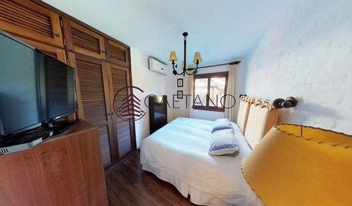 Hermosa Casa En Alquiler Anual. A Pasos Del Mar Y Muy Cerca De Playa Mansa.- Ref: 1330