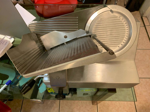 Rebanadora De Carne Y Jamon Pigore Modelo 2526 Servicio Echo (Usado)
