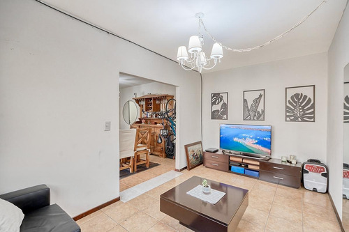 Imagen 9 de 28 de Duplex - 3 Ambientes - Subsuelo Libre - Sotano - Acepta Permuta Menor Valor - Oportunidad!