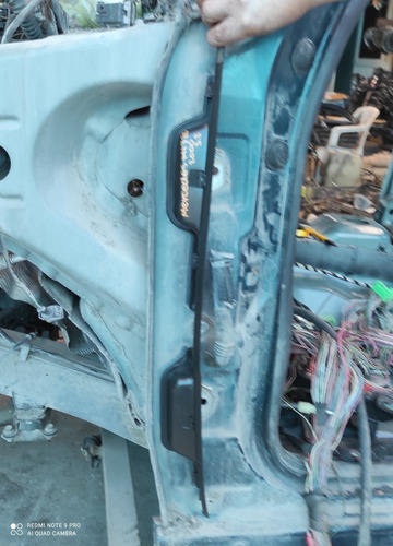 Tolva Cubierta Salpicadera Ml320 1998/2003 Deflector Piloto (Usado)
