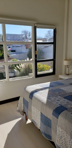 Imagen 8 de 12 de Excelente Departamento De 4 Ambientes En La Perla, De 129 M2, Con Vista Abierta