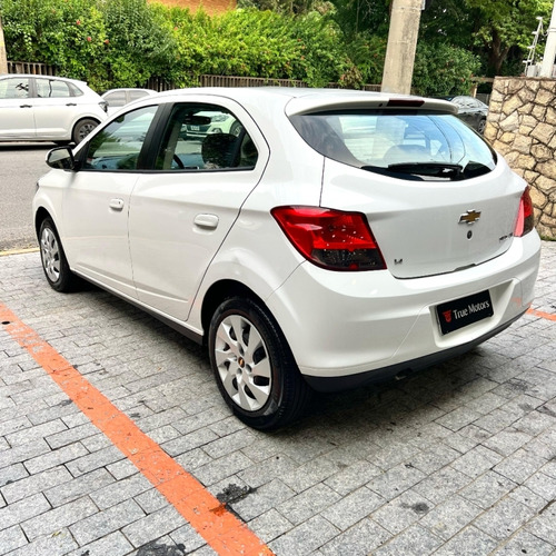 Chevrolet Onix 1.4 MPFI LT 8V FLEX 4P MANUAL