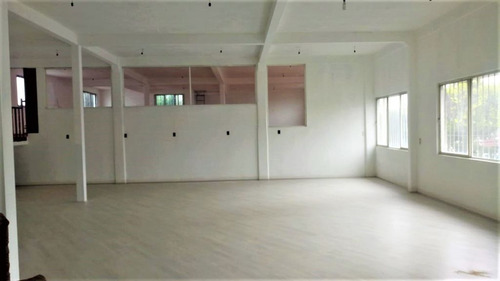 Renta Local Comercial Sobre Av. Cloutier Metepec