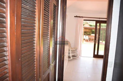 Casa En Roosevelt, 3 Dormitorios *- Ref: 3277