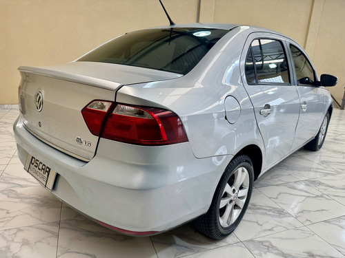 Volkswagen Voyage 1.6 Highline 101cv