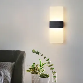 Lámpara Aplique Nórdica Minimalista Acrílica 6w Luz Cálida