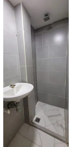 Vendo Local En Cabañas-bello-primer Piso-calle Amplia-parte Media
