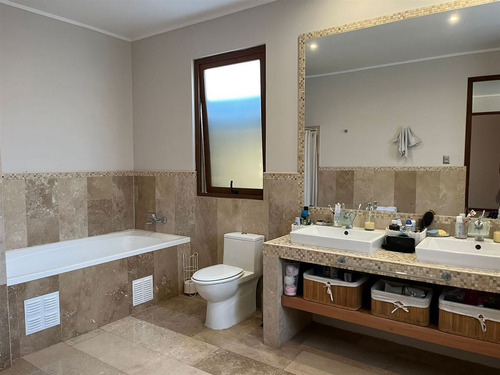 Espectacular Casa En Venta O Arriendo Las Brisas De Chicureo
