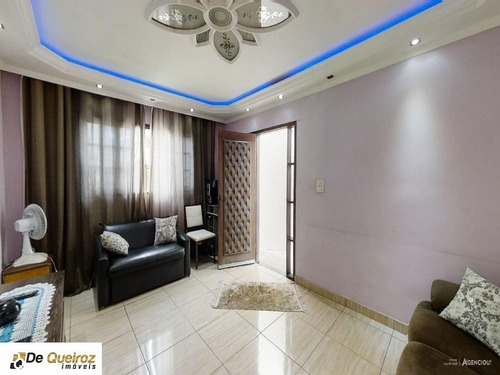 Imagem 8 de 20 de Casa Que Conta Com 90m2 De Área Construída. A Casa Possui Um Living Aconchegante, Com Belos Acabamentos, Principalmente No Teto. O Living Leva Ao Prim - A13930 - 69801408