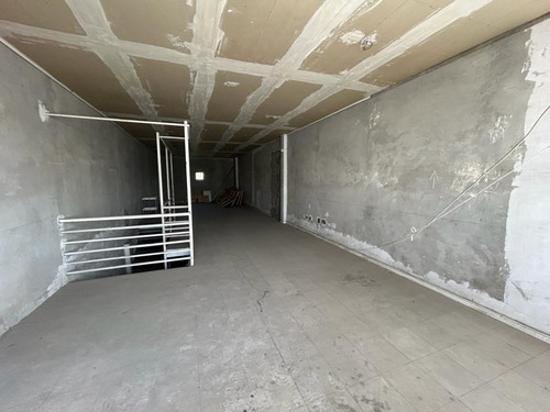 Excelente Local Comercial San Pablo Con Montacarga