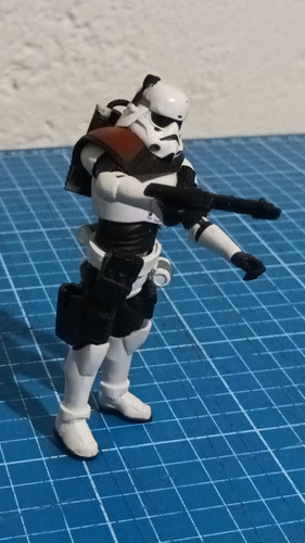 Imperial Navy Commander Officer Star Wars Legacy 2008 (Usado)