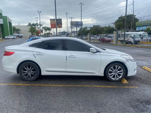 Hyundai Grandeur 2012 Negociable