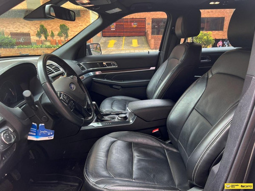 Imagen 16 de 25 de Ford Explorer Limited