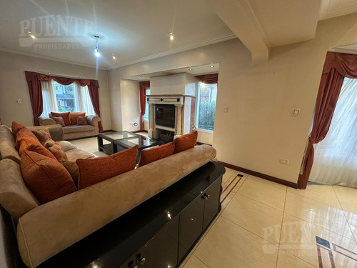Importante Casa En Venta En Saint Thomas Sur 4 Dormitorios Escritorio Y Dependencias