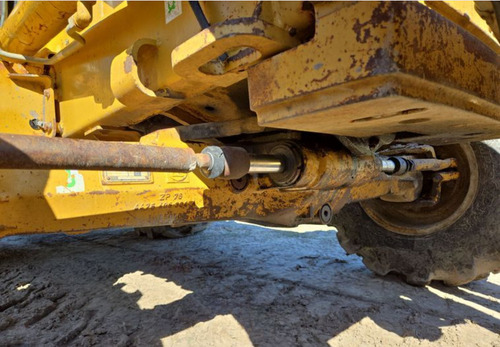 Retroexcavadora Caterpillar 420d Año 2003 4x4 Doble Traccion