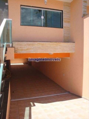 Imagem 2 de 6 de Sobrado No Carrão Com 3 Suítes, 5 Vagas, 200m² - So0230