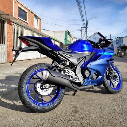 Yamaha R15 V4 Azul 2024