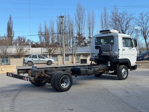 Volkswagen 8150 Camión Chasis Año 2015 Rentaltrucks Vial