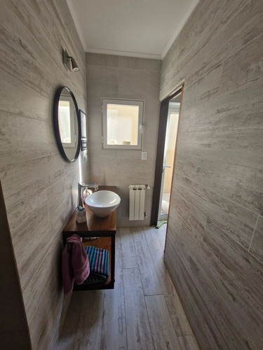 Casa En Venta Con Pileta En Rojas