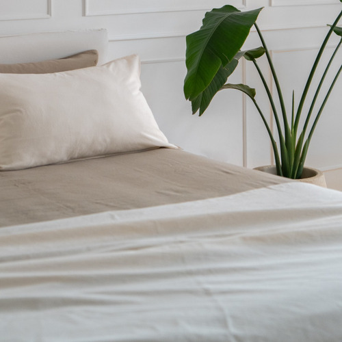 Manta Isahome Pie De Cama Tusor Premium 240x140 Cm Color Natural Diseño Liso