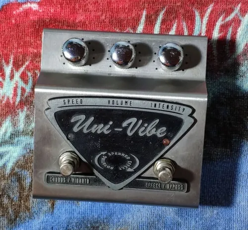 Dunlop Uni-Vibe UV1SC - Pedal on ModularGrid