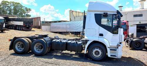 Imagem 3 de 5 de Iveco Stralis 380