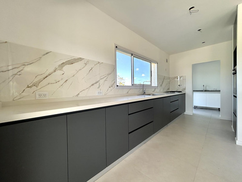 Venta Casa 4 Amb Ceibos A Estrenar