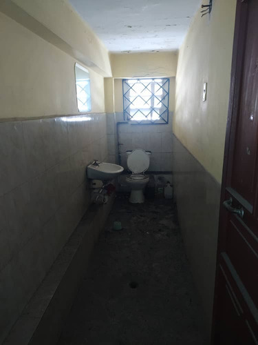 Imagen 7 de 9 de Local En Venta Maracay
