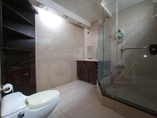 Imagen 11 de 21 de Estupenda Parcela De Terreno Con Casa Qta En Pozuelos