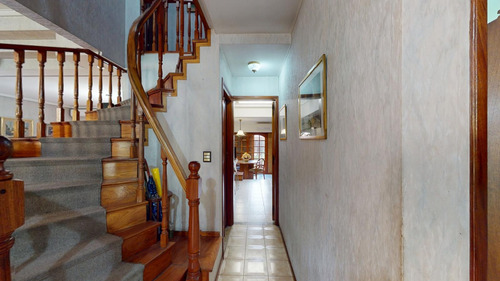 Casa En Venta Sobre Calle Bradley - Ciudad Jardín- Zelaschi Propiedades