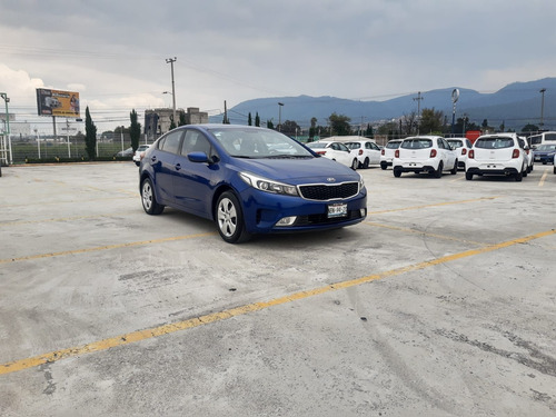 Imagen 4 de 11 de Kia Forte 2017 2.0 Lx 4 P Mt