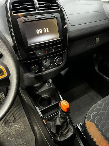 Renault Kwid 1.0 Outsider