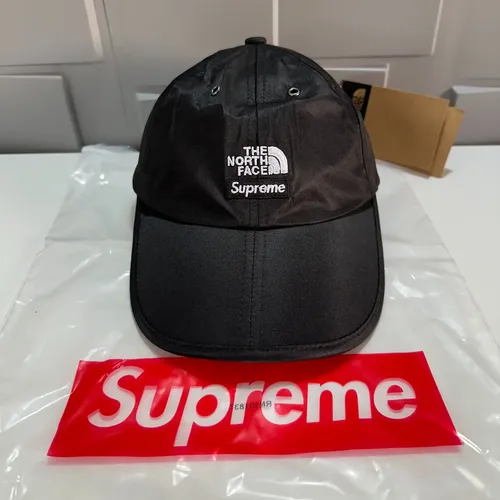 Boné Supreme X The North Face Split 6-panel | MercadoLivre