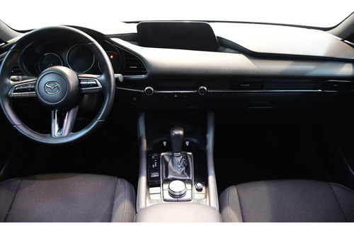 Imagen 12 de 15 de Mazda Mazda 3 2019 2.5 I Sport Hb At