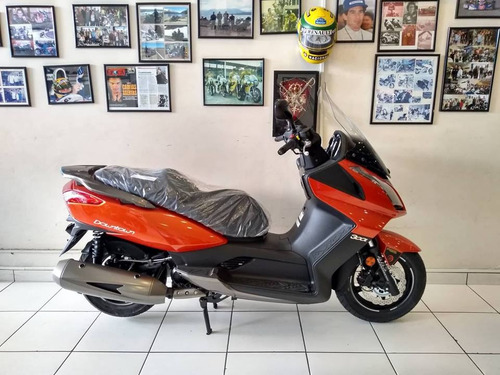 Kymco Downtown 300i 0km 2021 Laranja - Moto & Cia