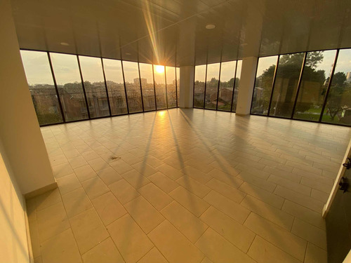 Arriendo Locales Suba Pinar 256 Metros Por Piso