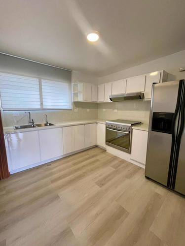 Apartamento Amplio Sin Amoblar Con Planta 100% En La Viña - Residencias Isla Dorada, Atm