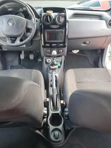 Renault Duster DYNAMIQUE 2.0 MT