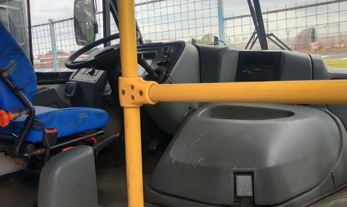 Imagem 8 de 13 de Micro Urbano 2014/15 Vw 5.150 Caio Foz