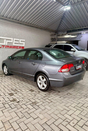 Honda Civic Sedan LXS 1.8/1.8 Flex 16V Aut. 4p