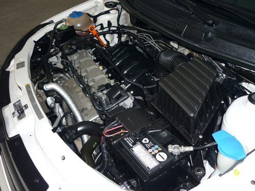 Volkswagen Voyage 1.6 Comfortline 101cv Abcp Abs