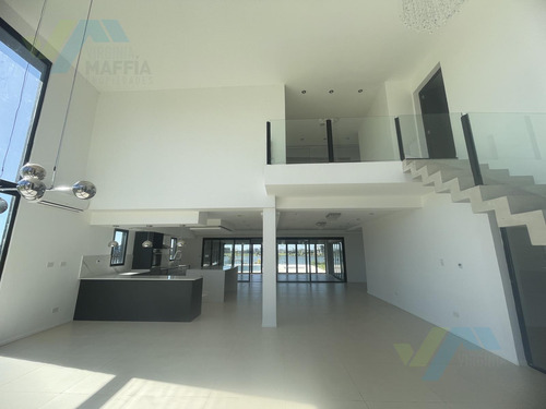 Casa En San Sebastian Laguna